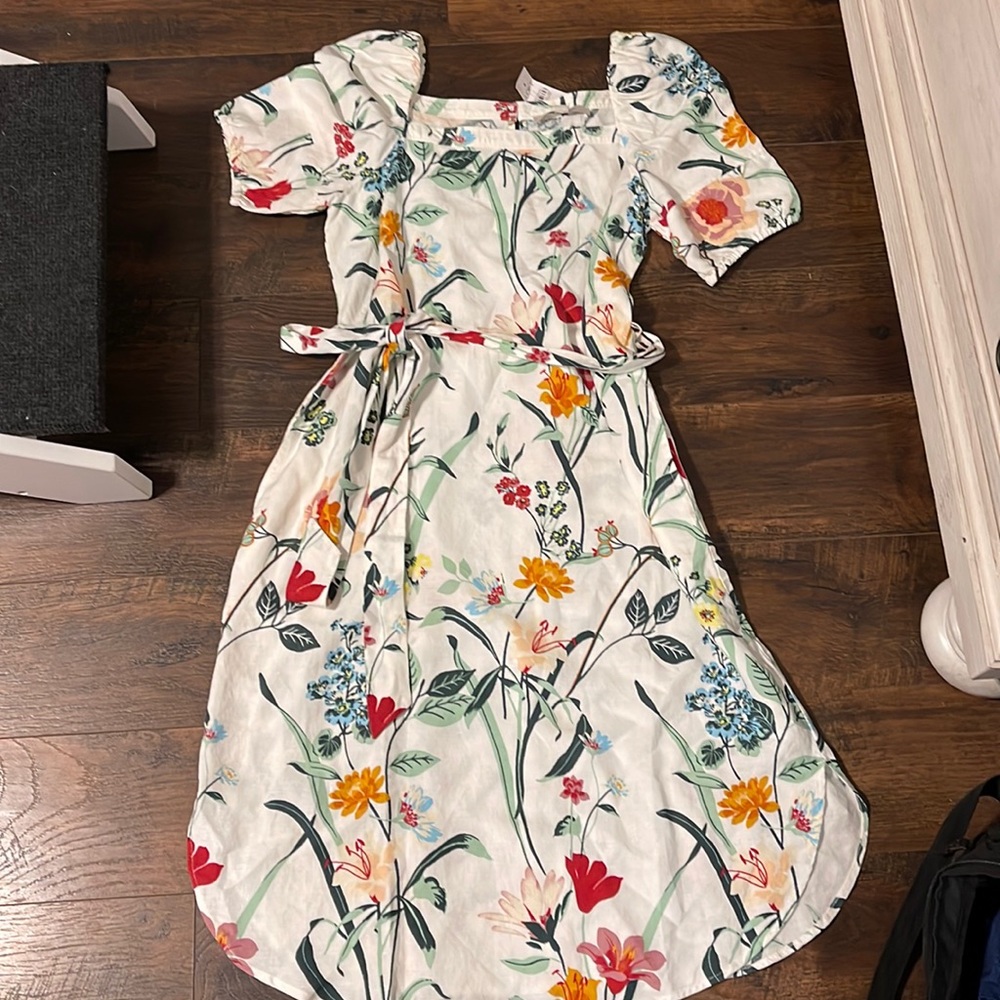 NWT LOFT white floral dress with puff sleeves and square neck